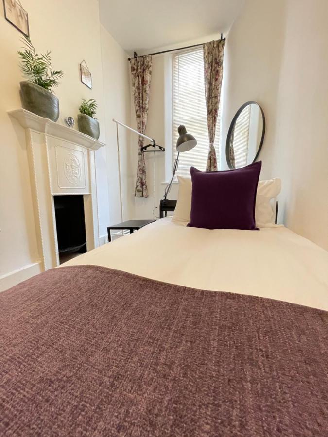 Central Located Two Bedroom Suite Bristol Luaran gambar