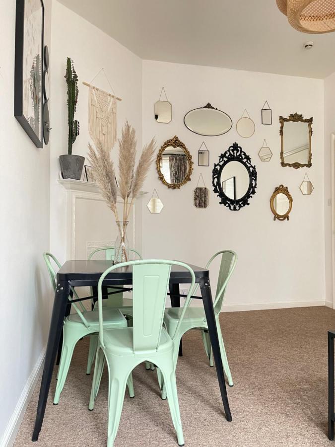 Central Located Two Bedroom Suite Bristol Luaran gambar