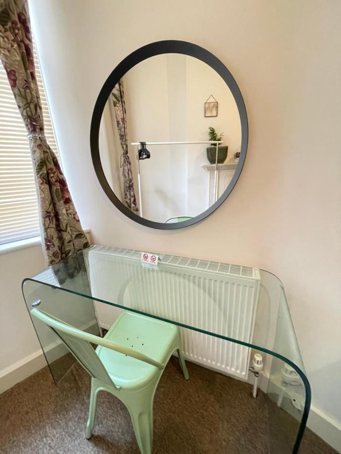 Central Located Two Bedroom Suite Bristol Luaran gambar
